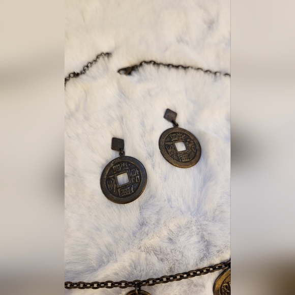 Vintage Asian Inspired Necklace and Earrings - Picture 8 of 8